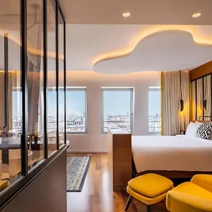 5* Hotel Renaissance Republique &